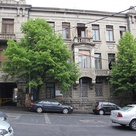 Apartment In Purtseladze Street Tbilisi ภายนอก รูปภาพ