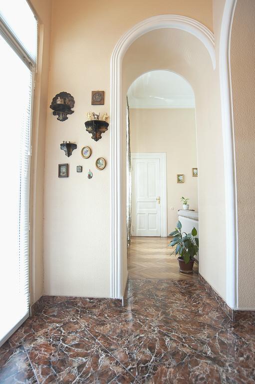 Apartment In Purtseladze Street Tbilisi ภายนอก รูปภาพ
